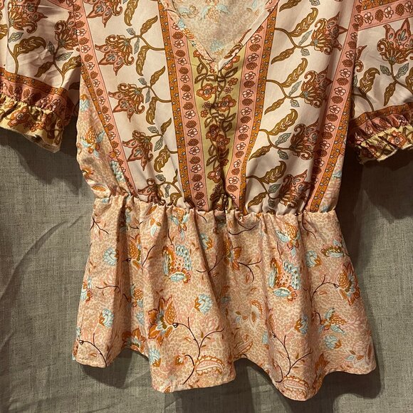 NWOT Short Sleeve SHEIN Blouse - Picture 2 of 5